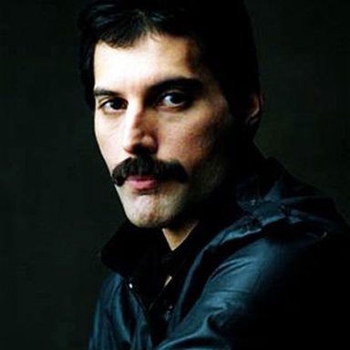 Freddie Mercury photo 26