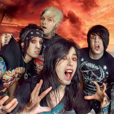 Falling In Reverse photo 51