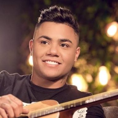 Felipe Araújo photo 18