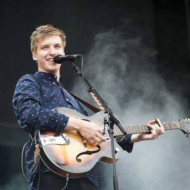 George Ezra photo 25
