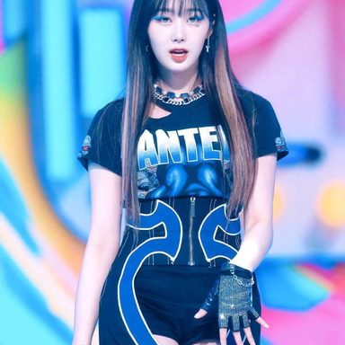 GISELLE (aespa) photo 26