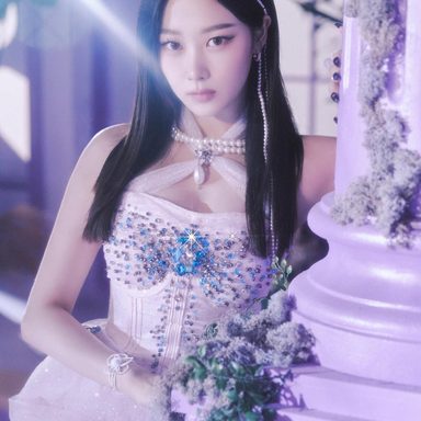 GISELLE (aespa) photo 24