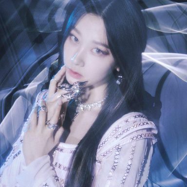 GISELLE (aespa) photo 29