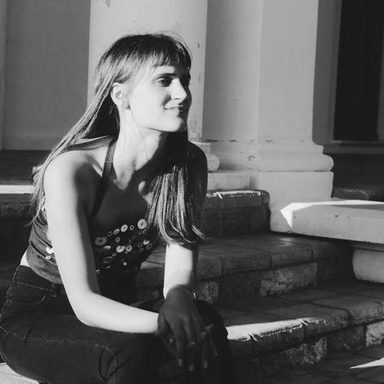 Giselle Rosselli photo 9
