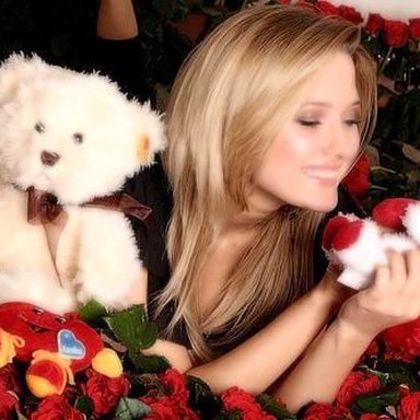 Gosia Andrzejewicz
