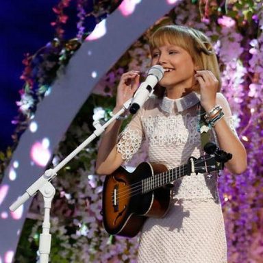 Grace VanderWaal photo 17