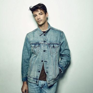 Grant Gustin