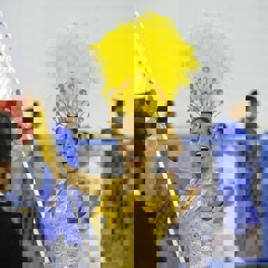 GRES Difícil é o Nome