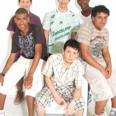 Grupo Vem Zuar