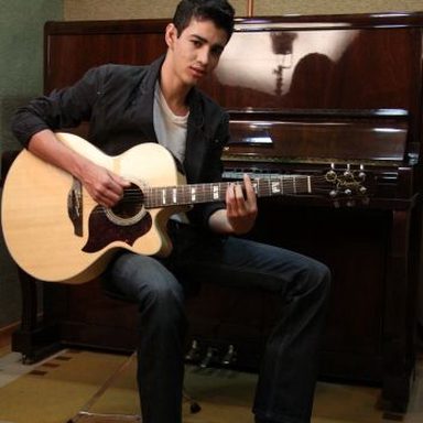 Gusttavo Lima photo 46