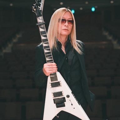 Gyze