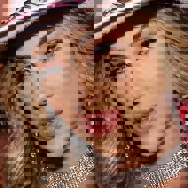 Gabi Martins photo 13