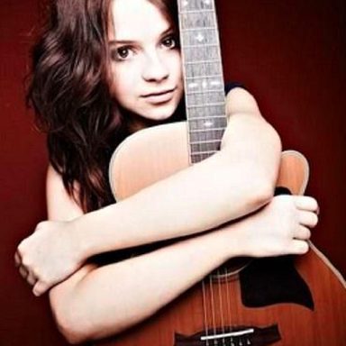 Gabrielle Aplin photo 23