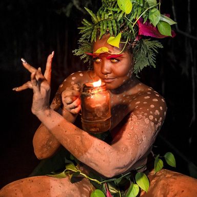 Gaby Amarantos photo 11