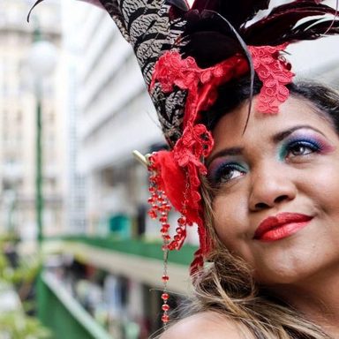 Gaby Amarantos photo 31