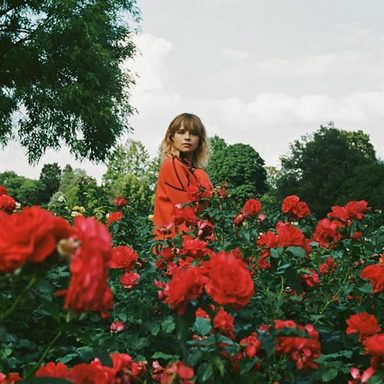 Gabrielle Aplin photo 43
