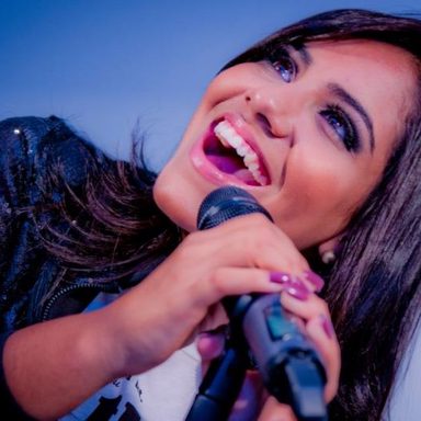 Gabriela Rocha photo 51