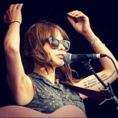 Gabrielle Aplin photo 29