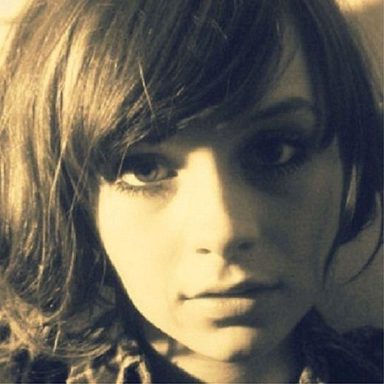 Gabrielle Aplin photo 22