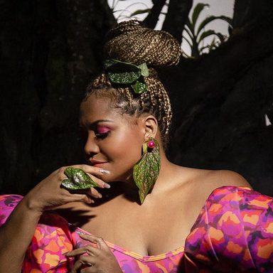 Gaby Amarantos photo 21