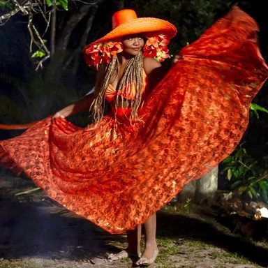 Gaby Amarantos photo 14