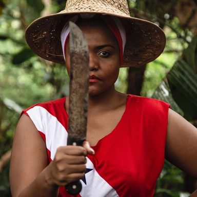 Gaby Amarantos photo 15