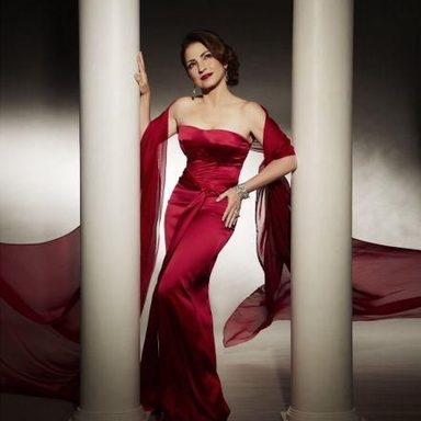 Gloria Estefan photo 15
