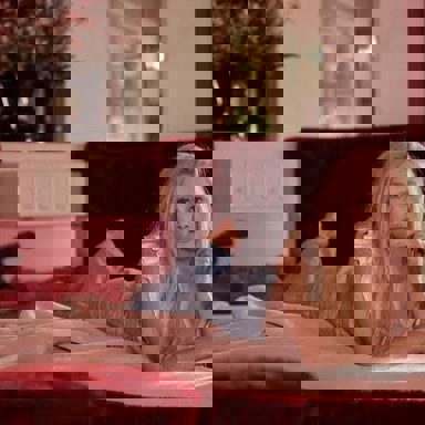 Hailey Whitters photo 12