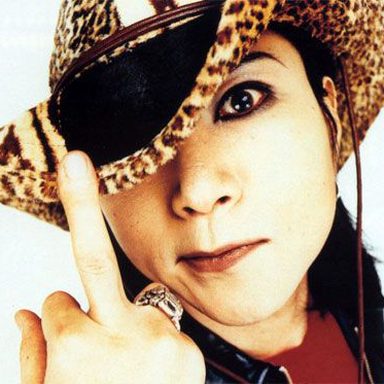 hide photo 10