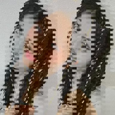 Huh Yunjin (LE SSERAFIM)