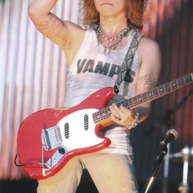 Hyde photo 22