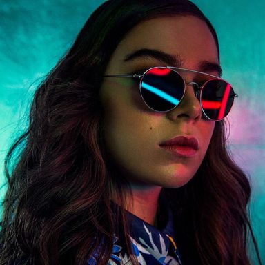 Hailee Steinfeld photo 319