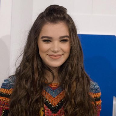 Hailee Steinfeld photo 191