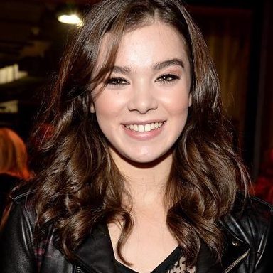 Hailee Steinfeld photo 339