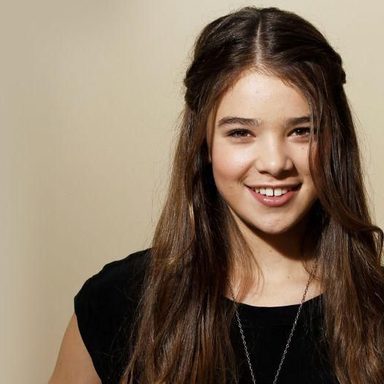 Hailee Steinfeld photo 260