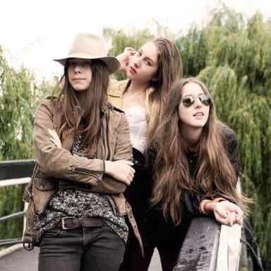 HAIM photo 30