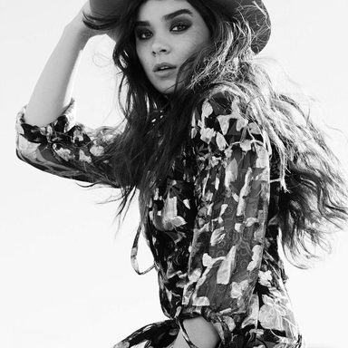 Hailee Steinfeld photo 363