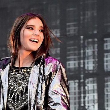 Hailee Steinfeld photo 476