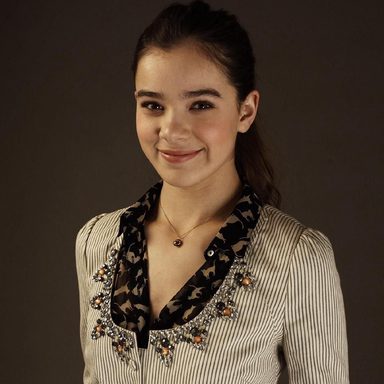 Hailee Steinfeld photo 251