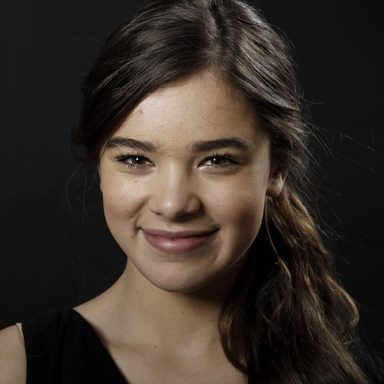Hailee Steinfeld photo 668