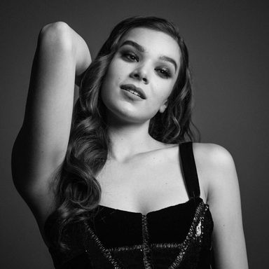 Hailee Steinfeld photo 420