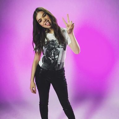 Hailee Steinfeld photo 333