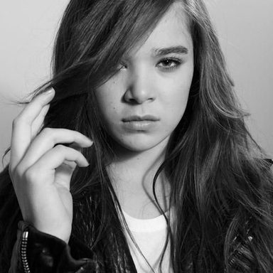 Hailee Steinfeld photo 441