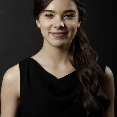 Hailee Steinfeld photo 669