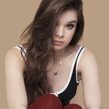 Hailee Steinfeld photo 438