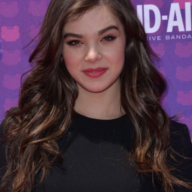 Hailee Steinfeld photo 23