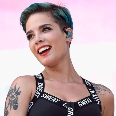 Halsey photo 57
