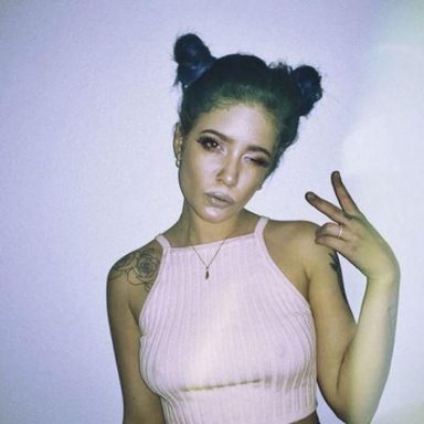 Halsey photo 48