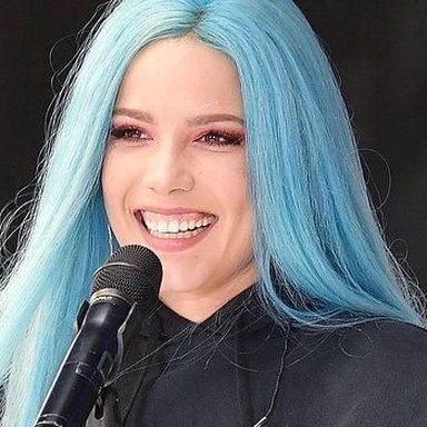 Halsey photo 55