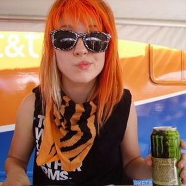 Hayley Williams photo 24